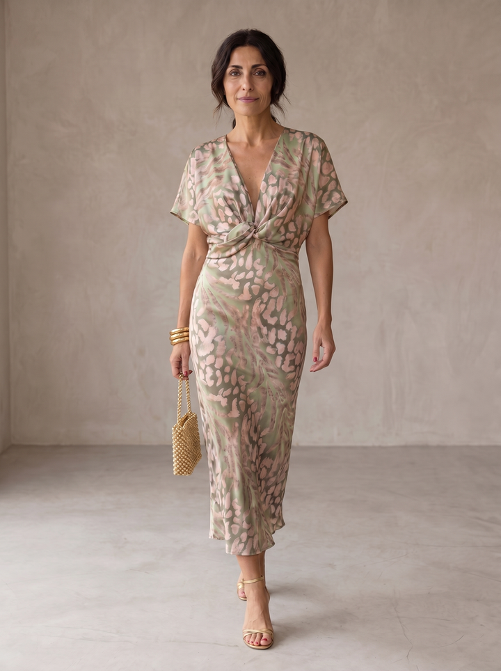Antonella, Vestido elegante en tejido ligero y fluido de Zelira