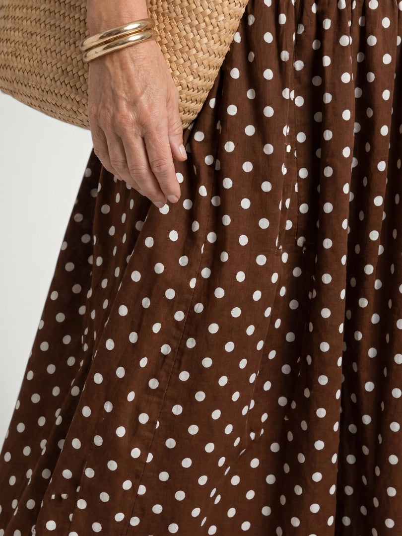 Amelie | Vestido midi de hombros descubiertos con topos