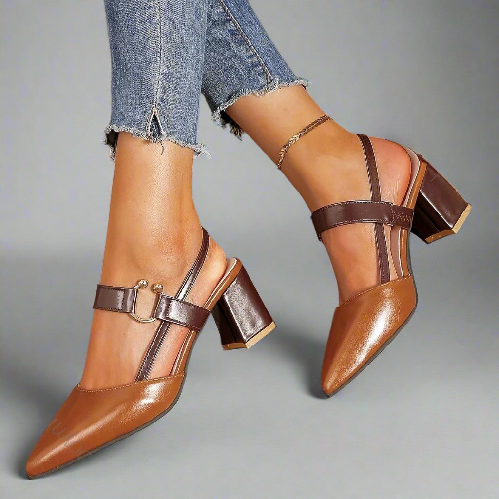 Helena | Zapatos de tacón slingback puntiagudos con tacón ancho