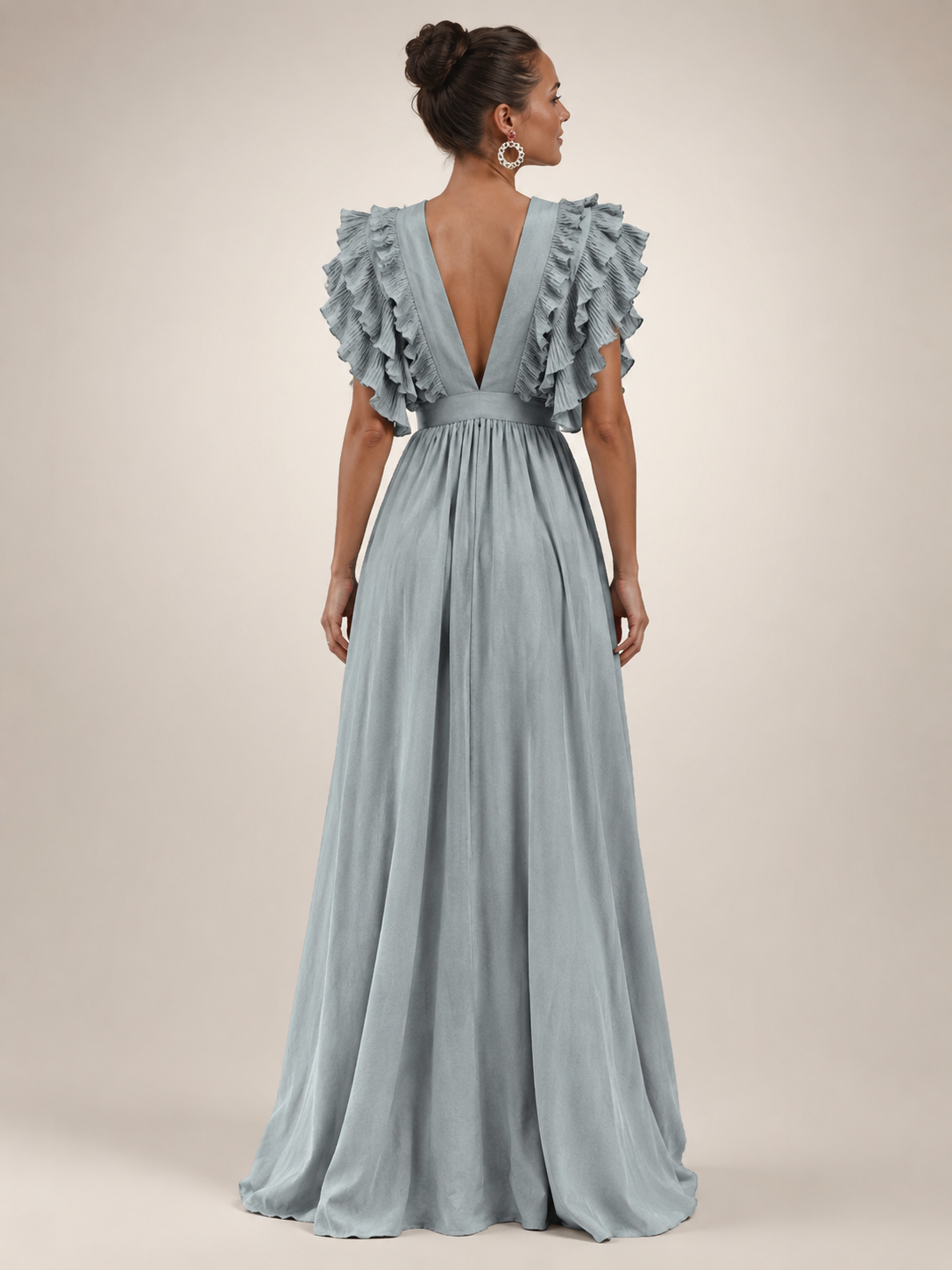 Gerlinde | Vestido maxi con espalda al descubierto y mangas de volantes