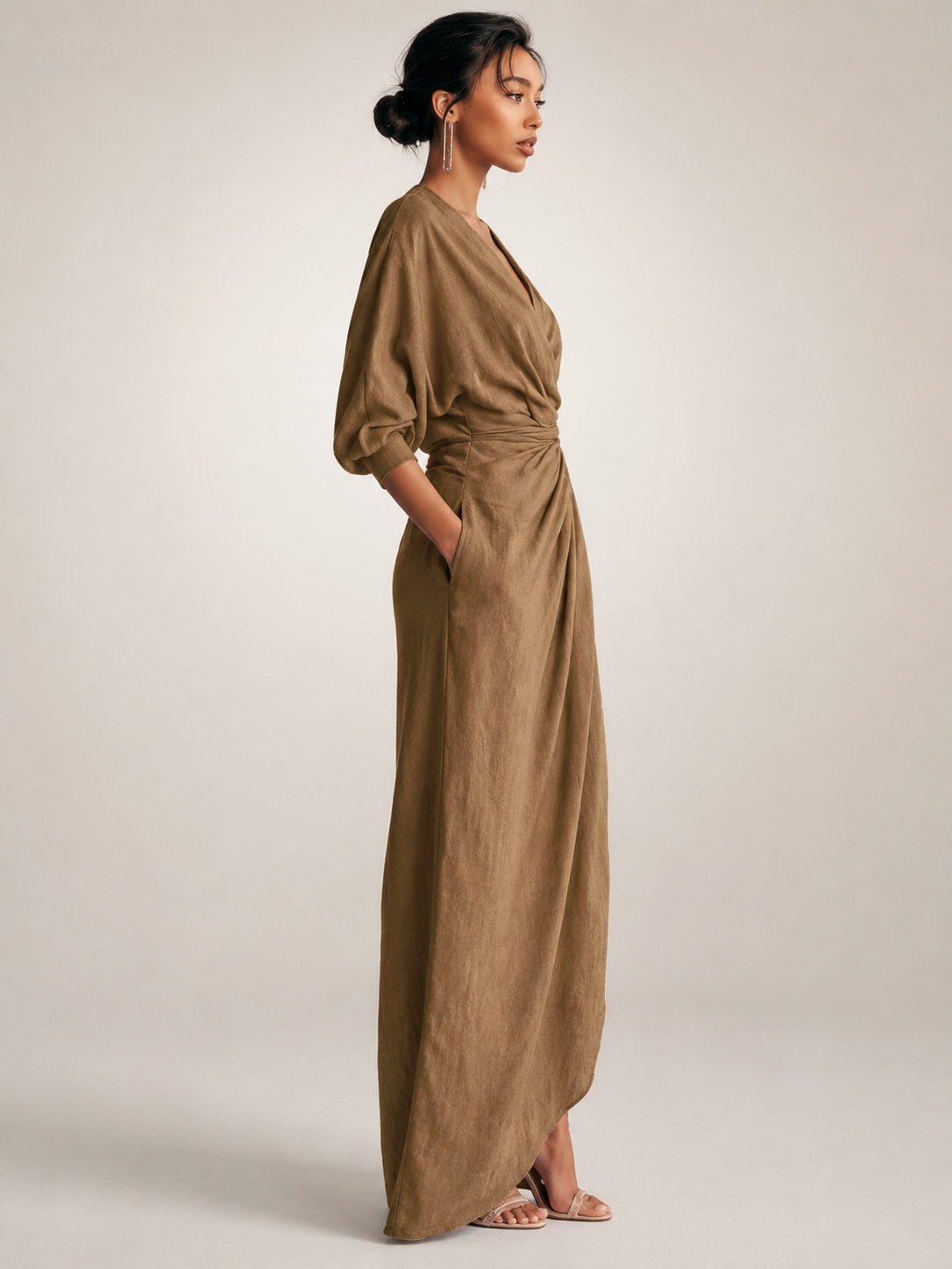Leonore | Vestido maxi minimalista de lino con escote en V