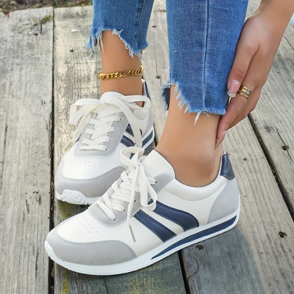 RetroFlow Sneaker – Deportivas y atemporales 👟✨