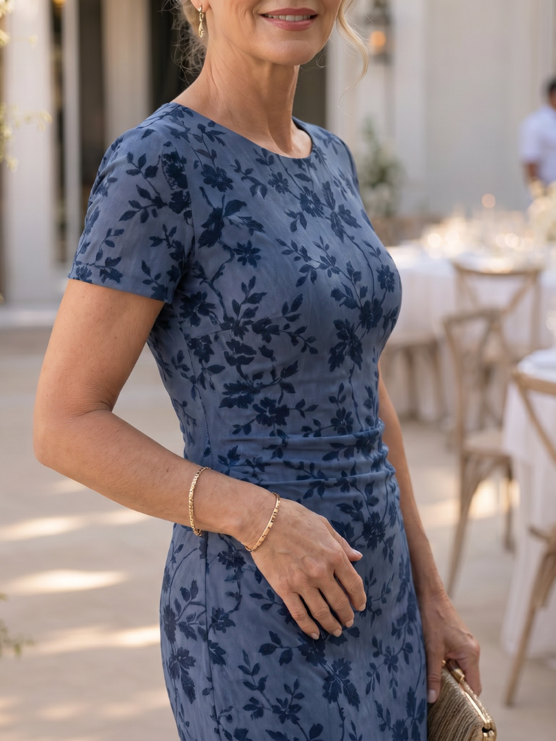 Adelina | Vestido midi de manga corta con cuello redondo