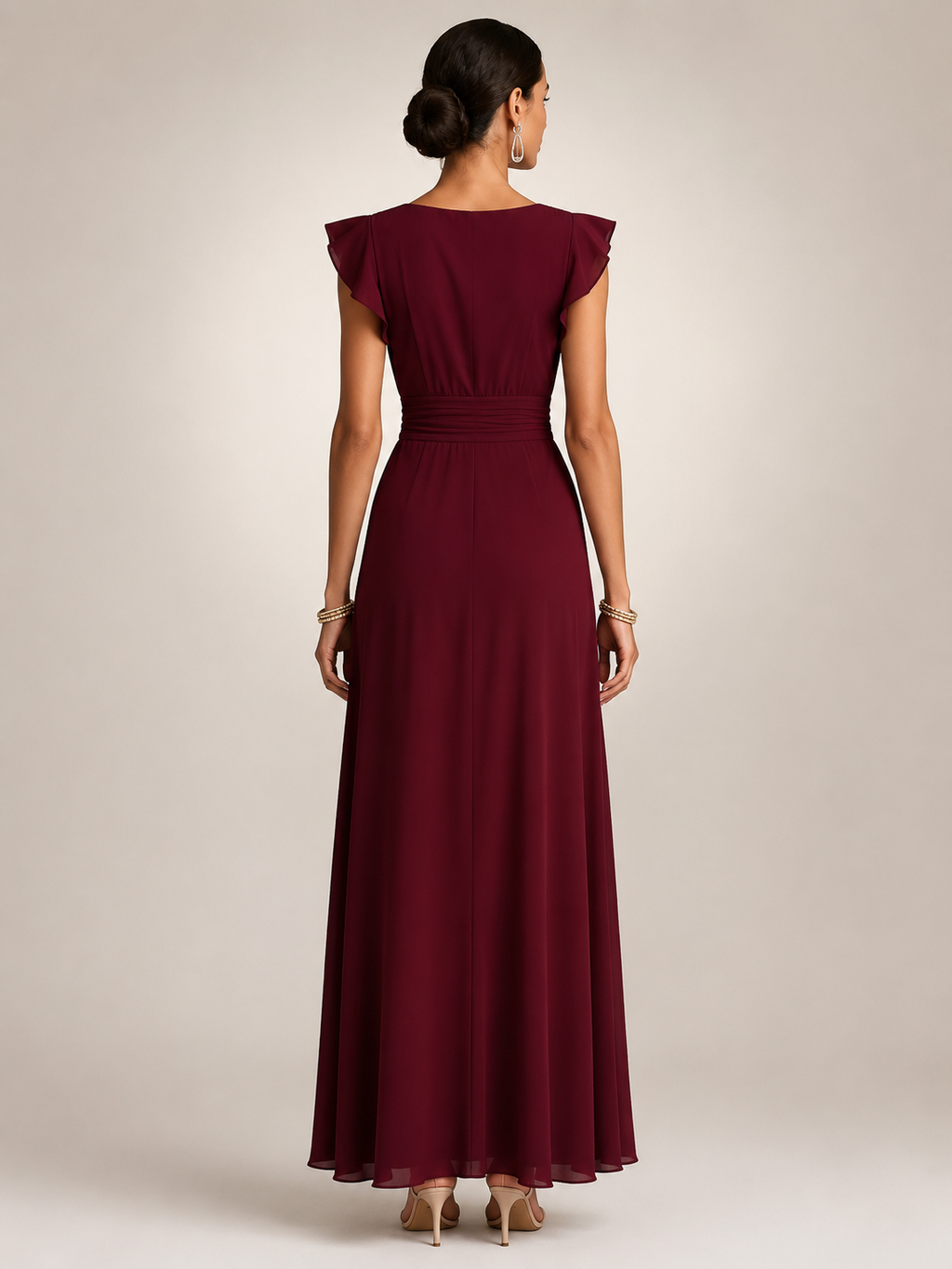 Gerhild | Vestido de fiesta plisado con escote en V y mangas cortas