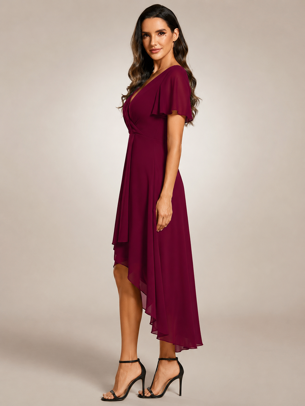 Reinhilde | Vestido maxi con bajo asimétrico y escote en V