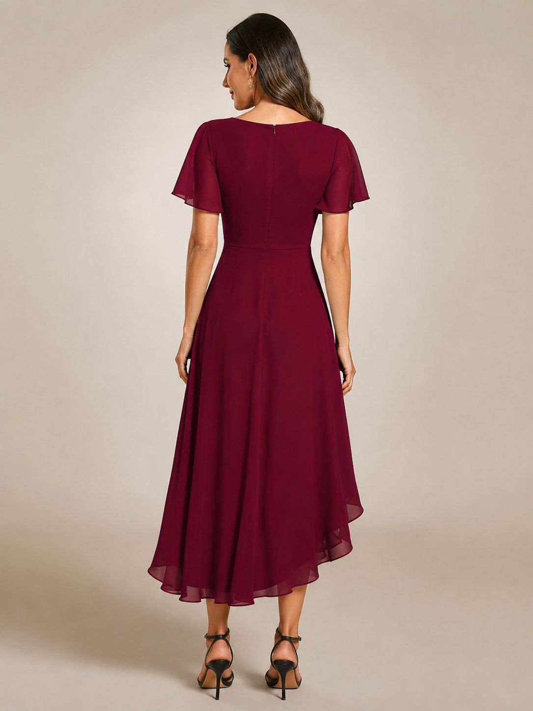 Reinhilde | Vestido maxi con bajo asimétrico y escote en V