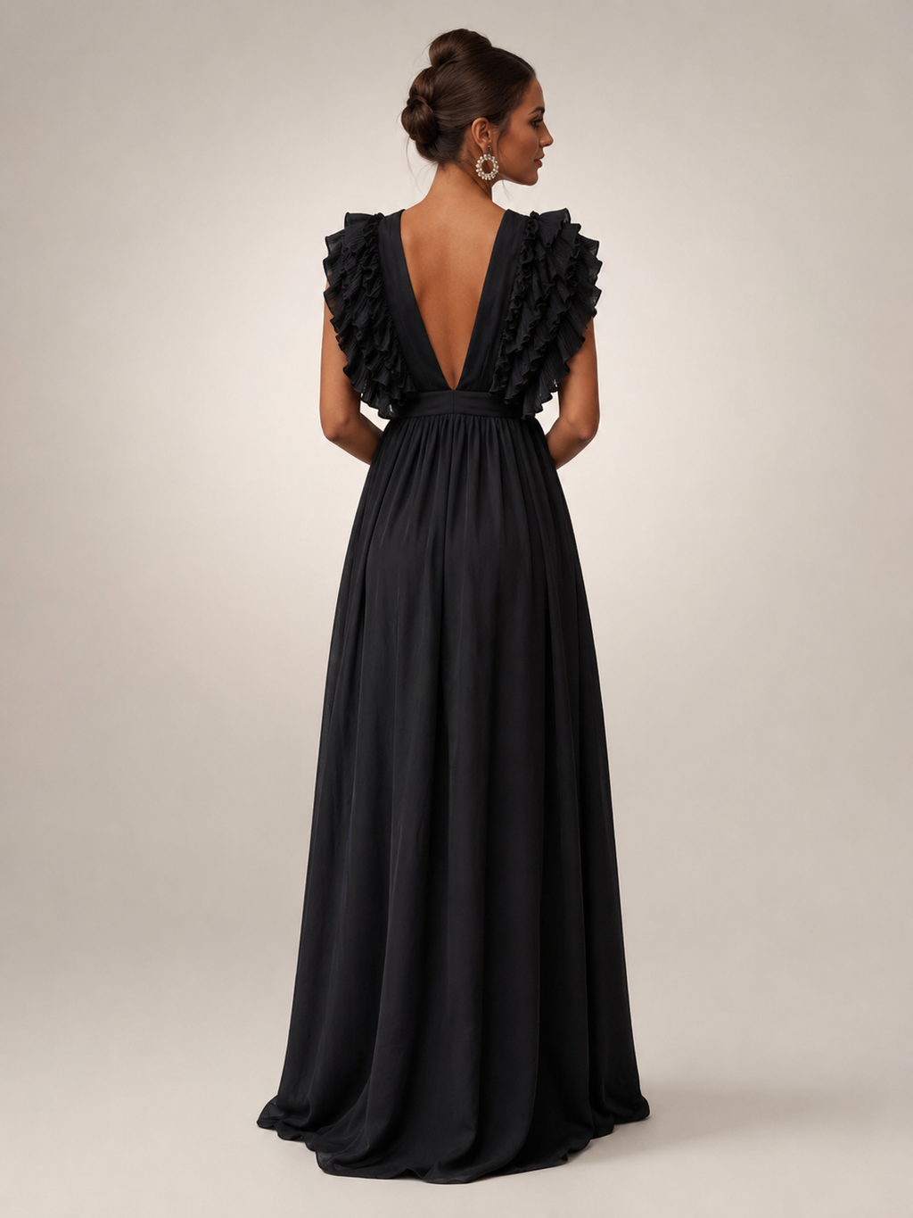 Gerlinde | Vestido maxi con espalda al descubierto y mangas de volantes