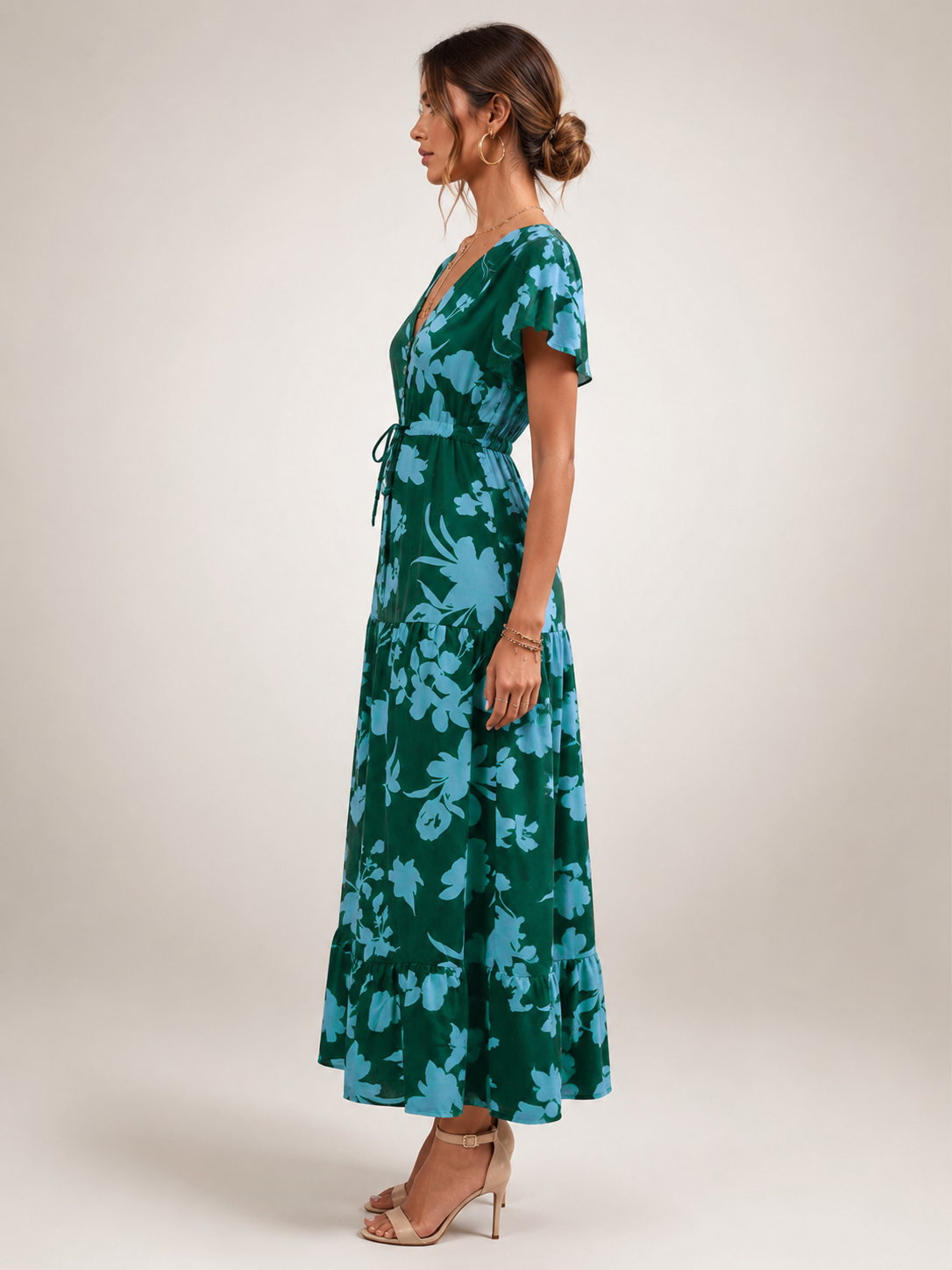 Dorothea | Vestido midi sin mangas con escote en V y volante