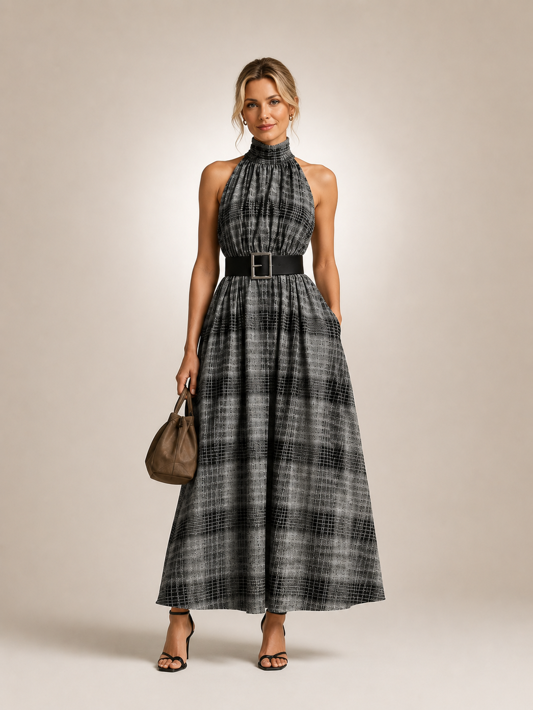 Hedwig | Vestido maxi de cuadros con cuello alto y cinturón