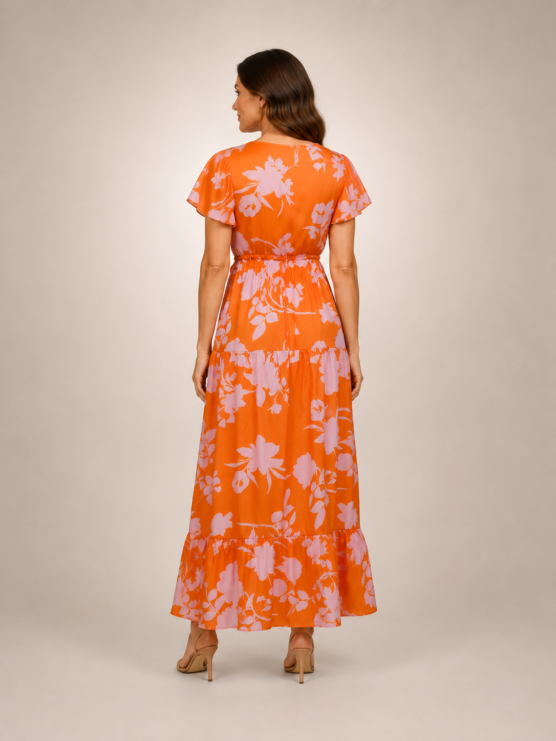 Dorothea | Vestido midi sin mangas con escote en V y volante
