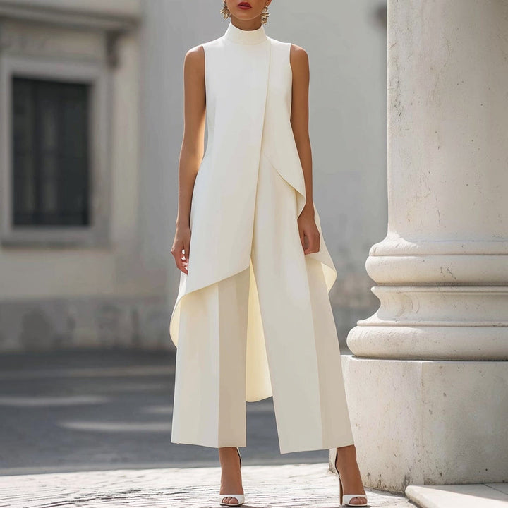 Valentina, Mono elegante con top drapeado y cuello alto de Zelira