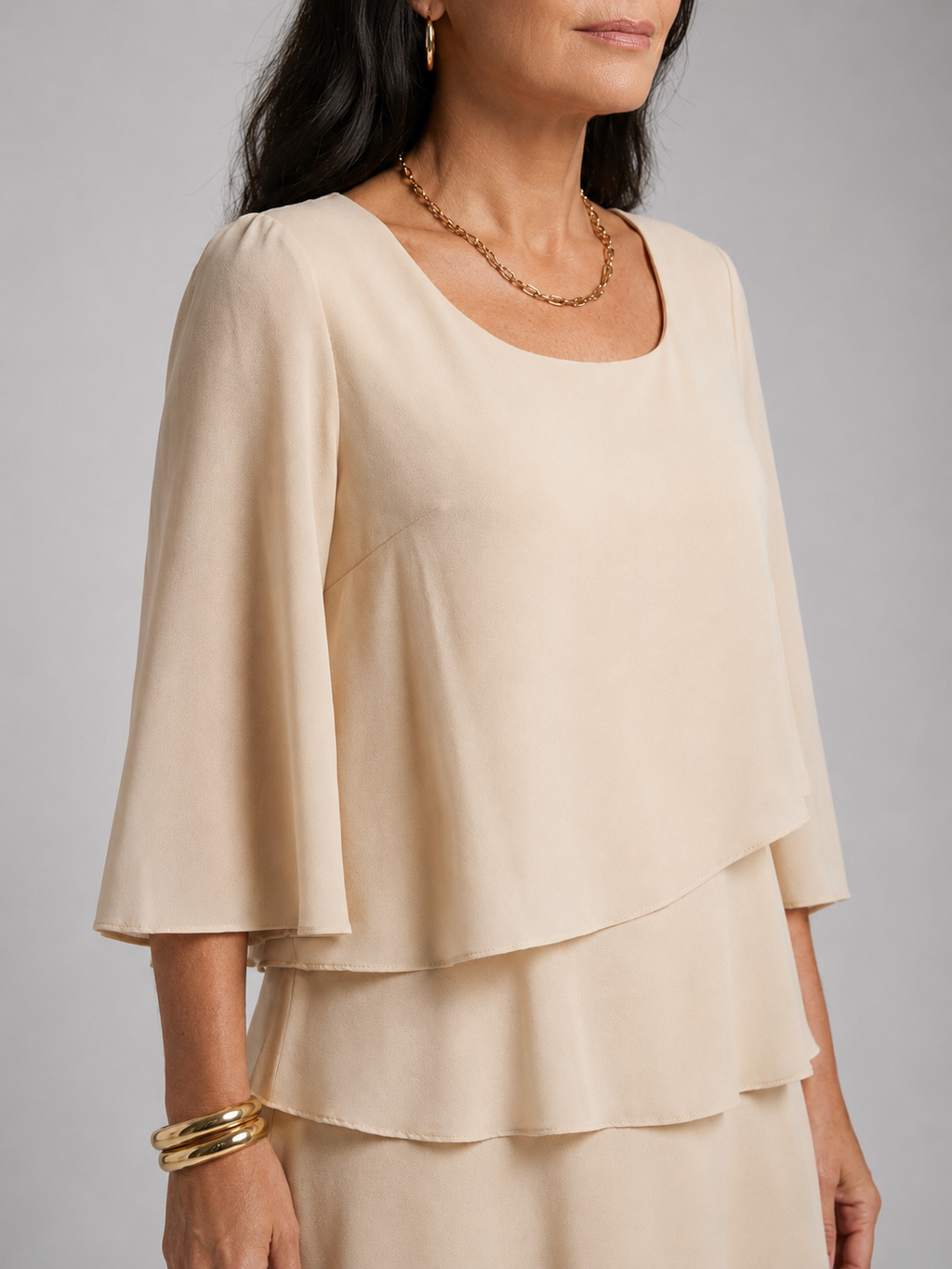 Elara | Vestido a la rodilla con mangas de volantes