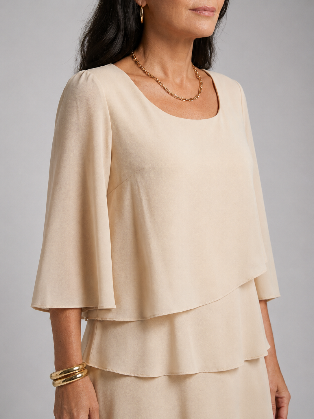 Elara | Vestido a la rodilla con mangas de volantes