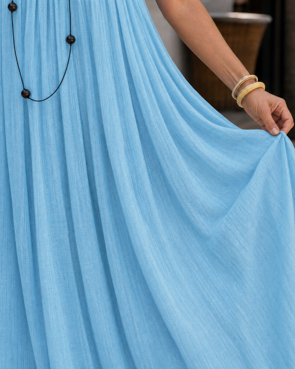 Amener | Vestido midi fluido sin mangas con tirantes