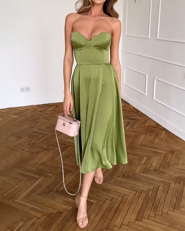 Liora, Vestido Midi Elegante Palabra de Honor de Zelira