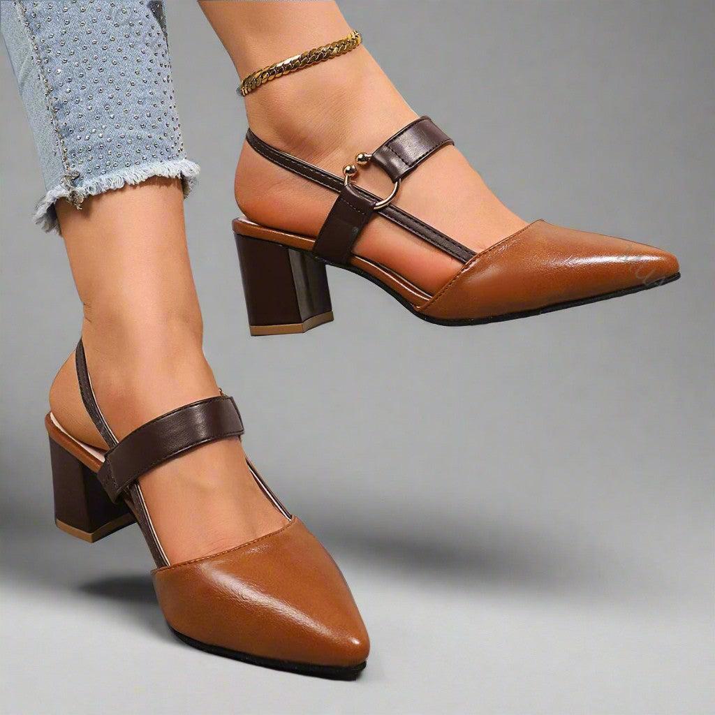 Helena | Zapatos de tacón slingback puntiagudos con tacón ancho