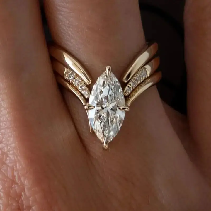 Anillo de Oro Gota Real - Zelira