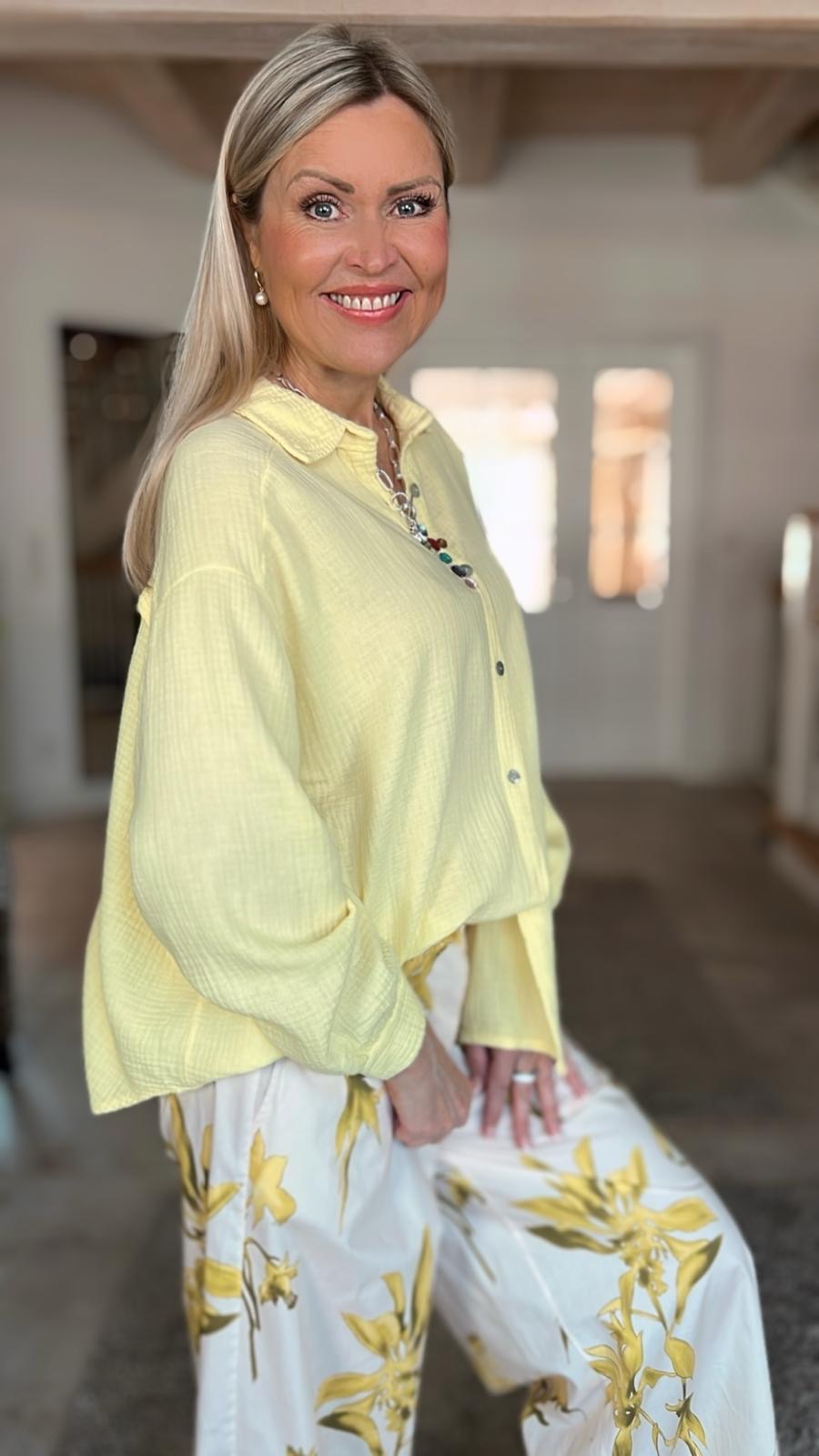 Blusa de muselina, regular, 34 colores