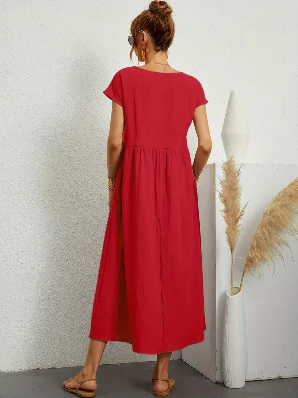 Sofia – Un vestido elegante de corte sencillo