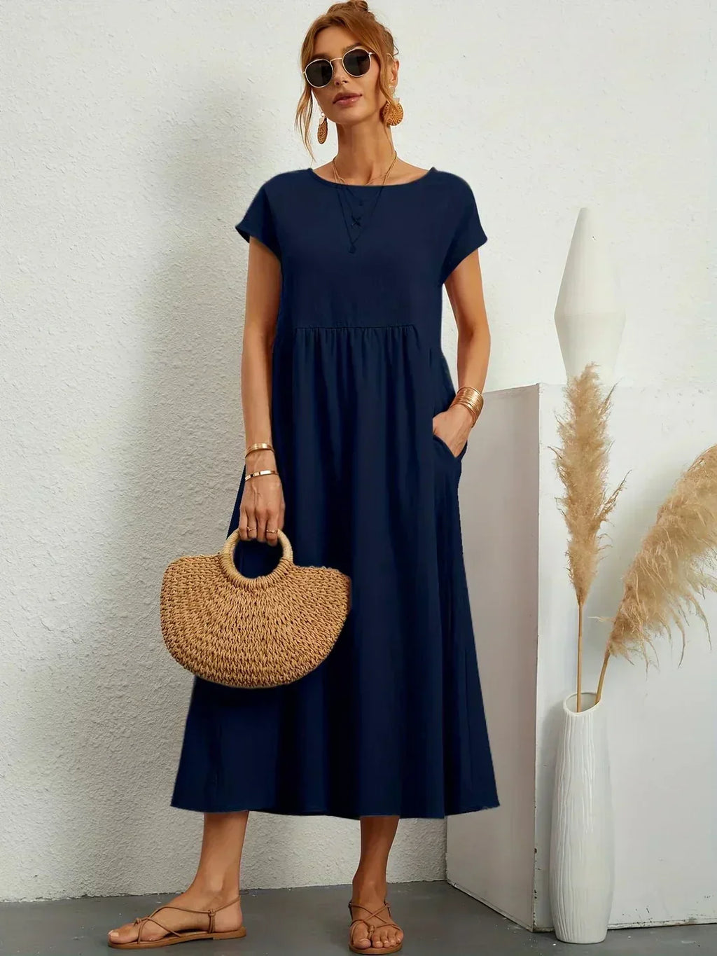 Sofia – Un vestido elegante de corte sencillo