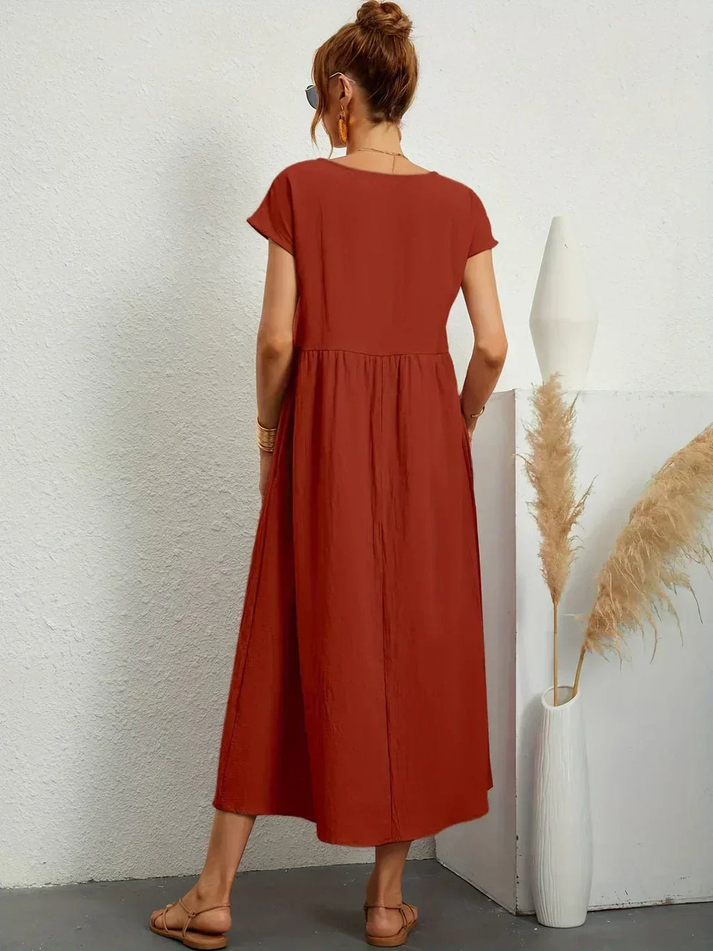 Sofia – Un vestido elegante de corte sencillo