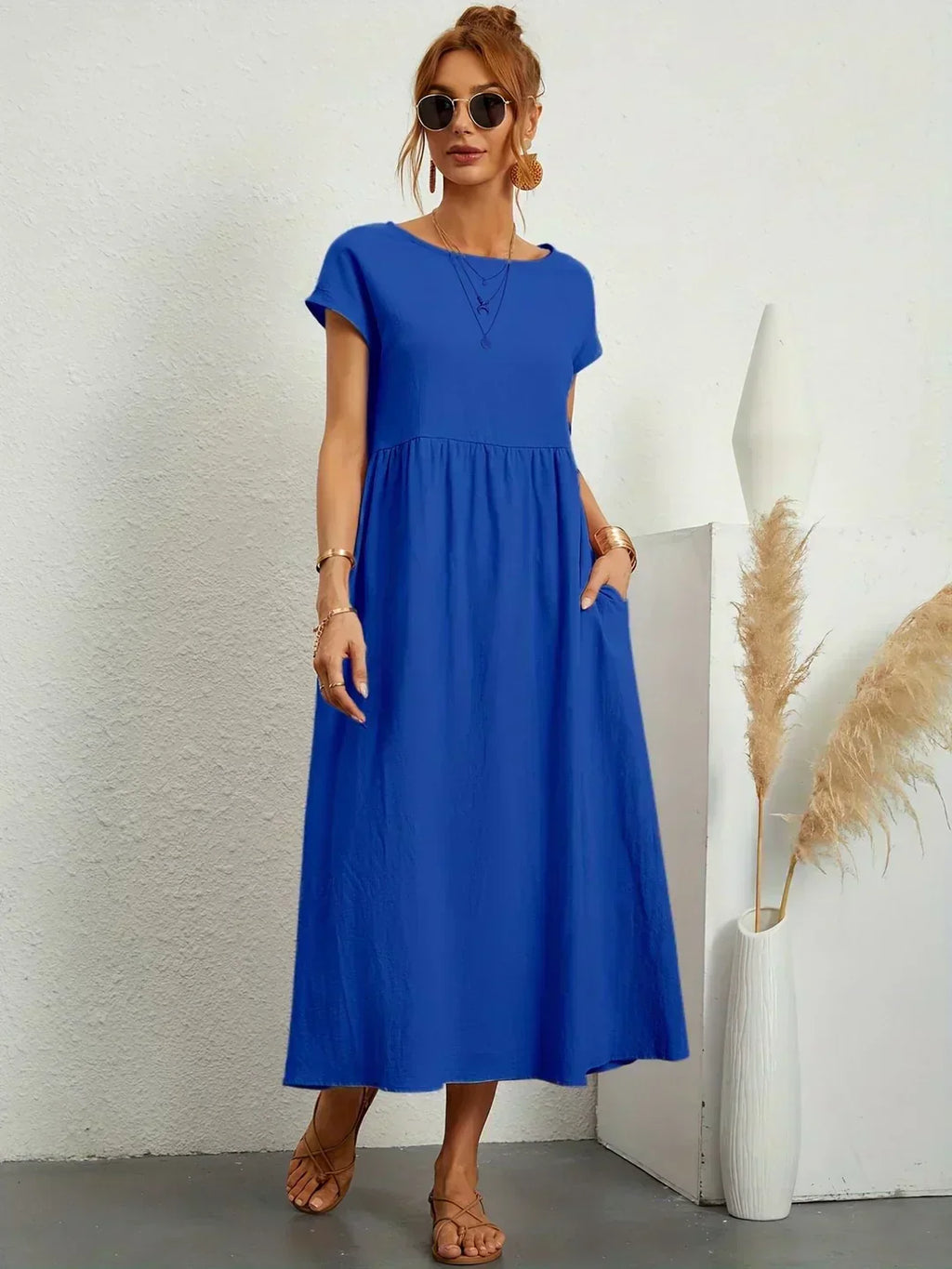 Sofia – Un vestido elegante de corte sencillo