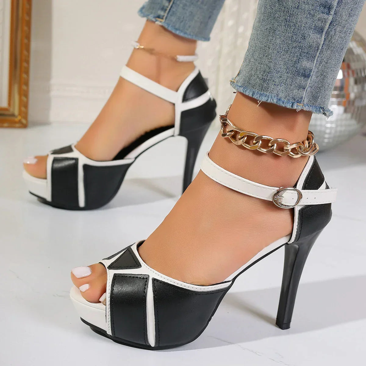 Mareike | Elegantes zapatos de plataforma con peeptoe