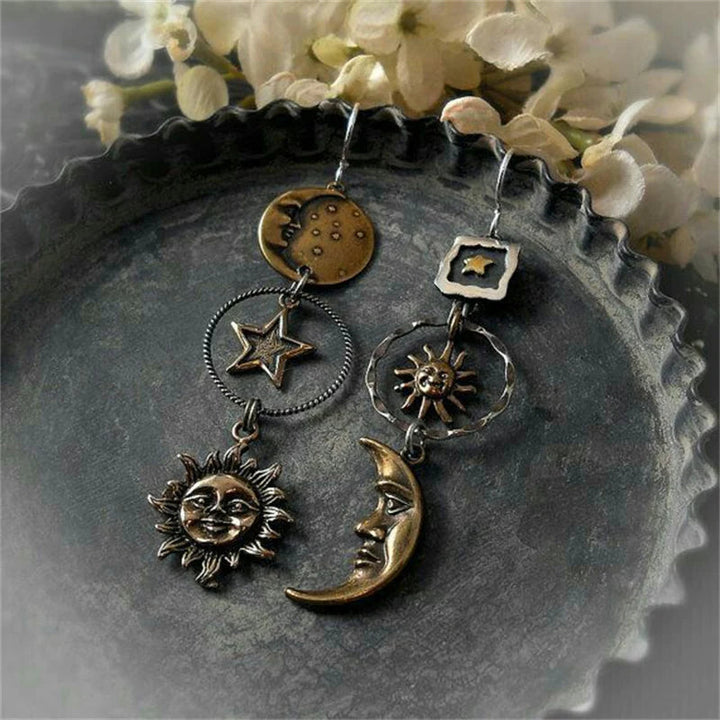 Pendientes con colgante de Sol y Luna - Zelira