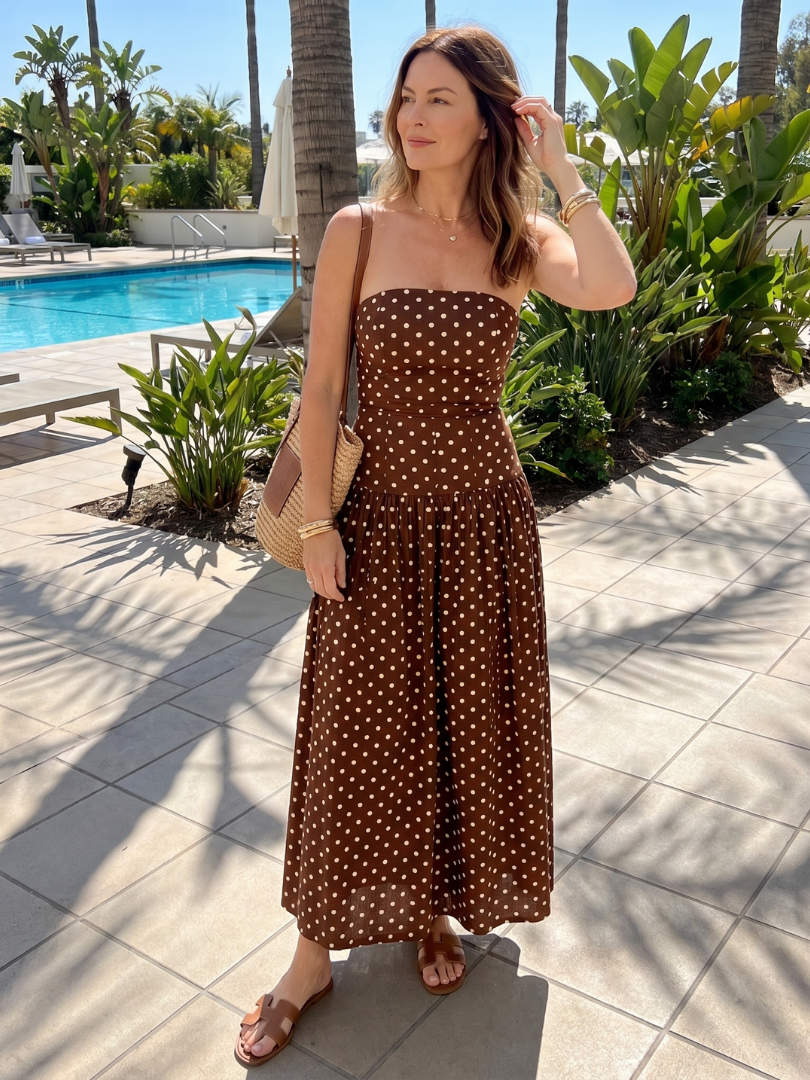 Carola | Vestido largo palabra de honor con estampado de topos
