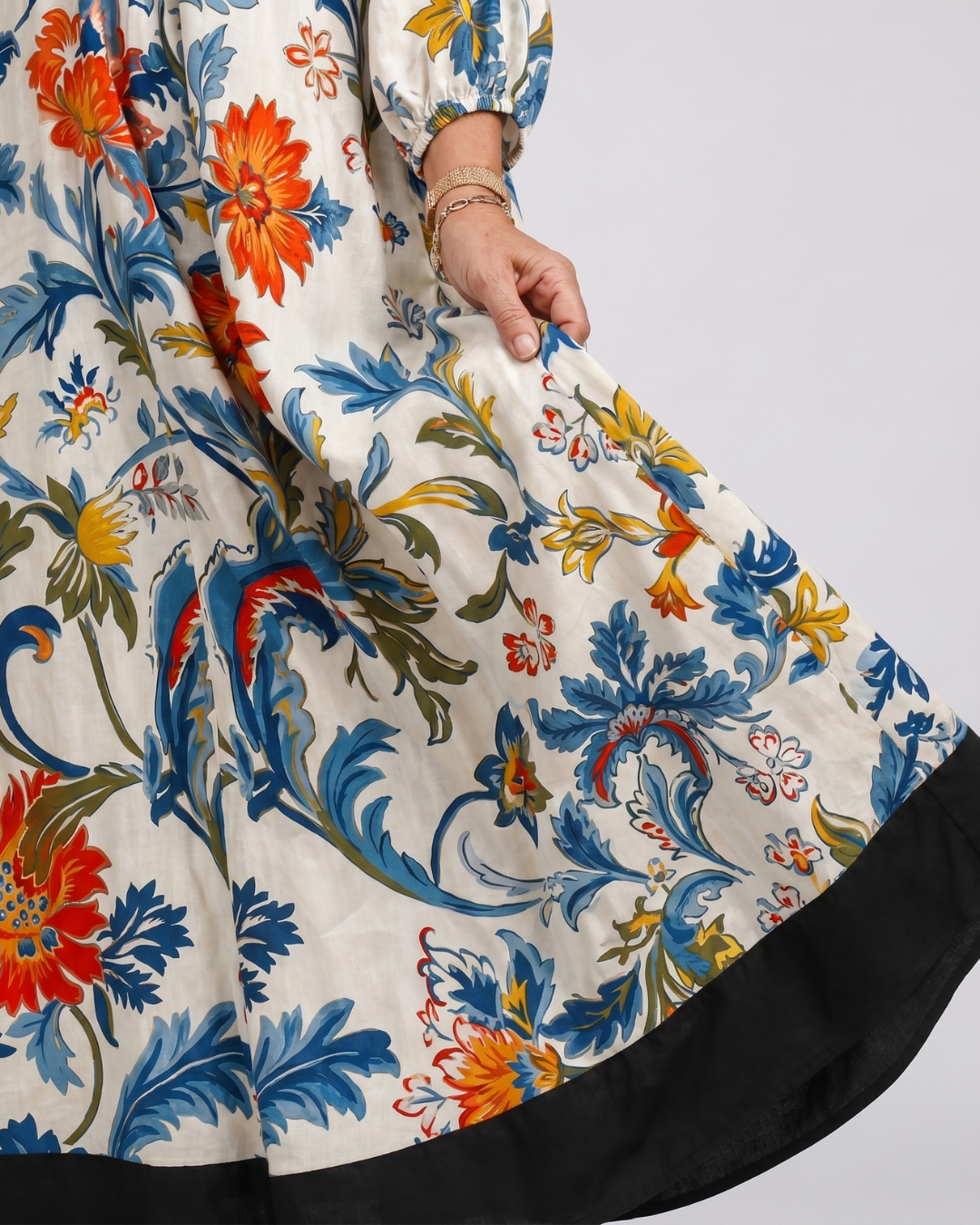 Hanna | Vestido midi boho con estampado botánico de enredaderas