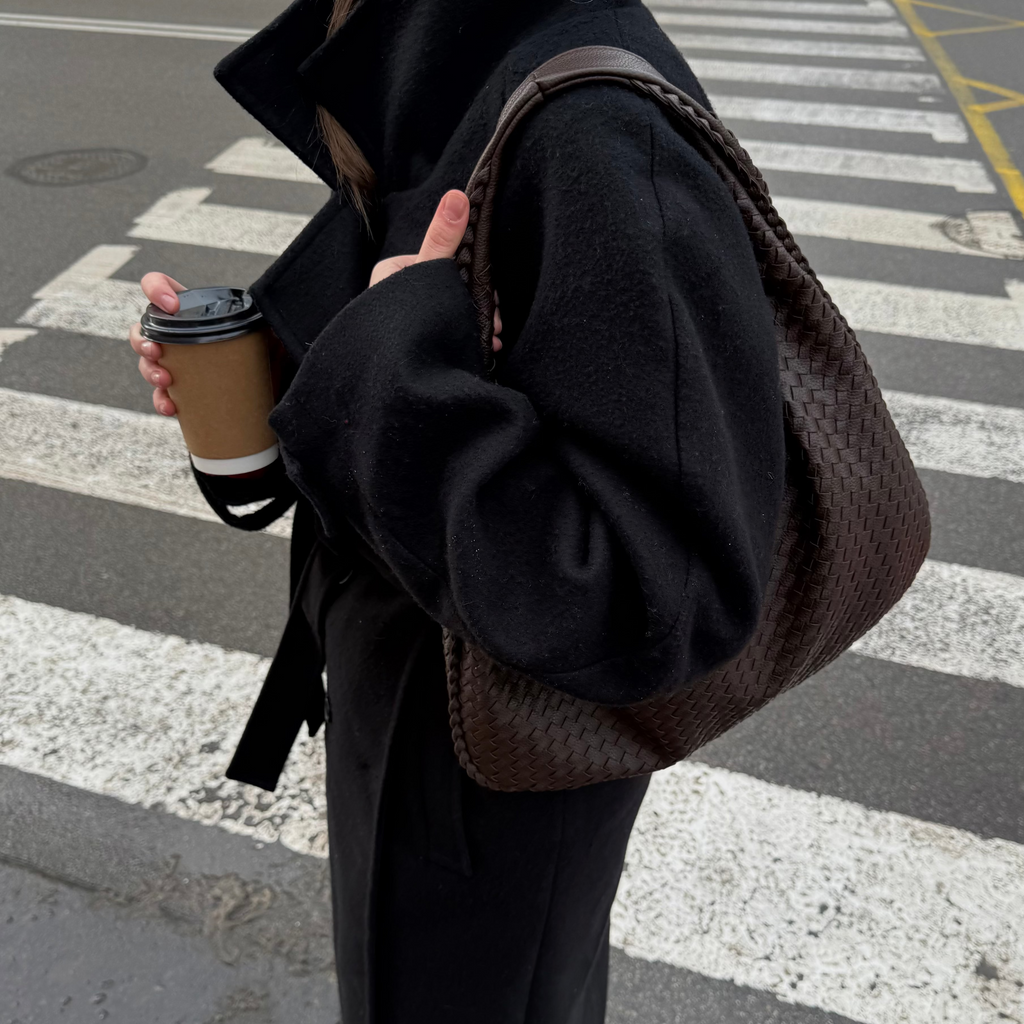 Romy | Bolso de hombro oversize trenzado