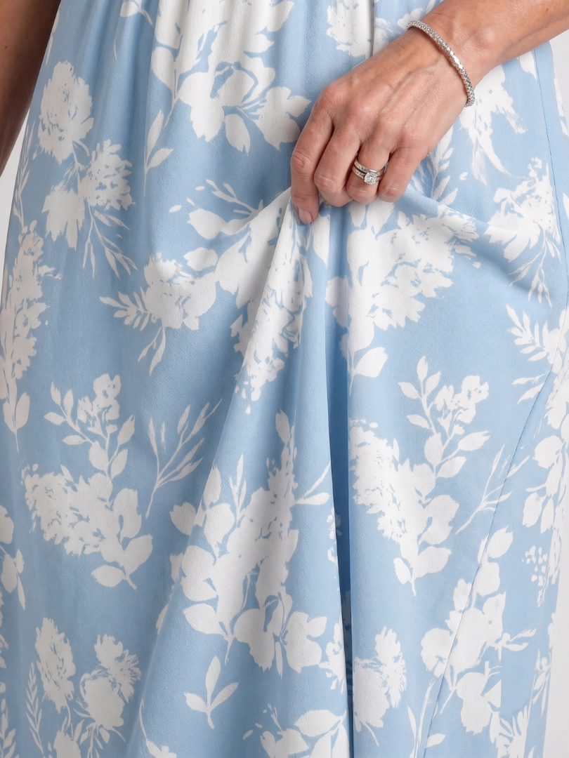 Theodora | Vestido midi floral con escote en V